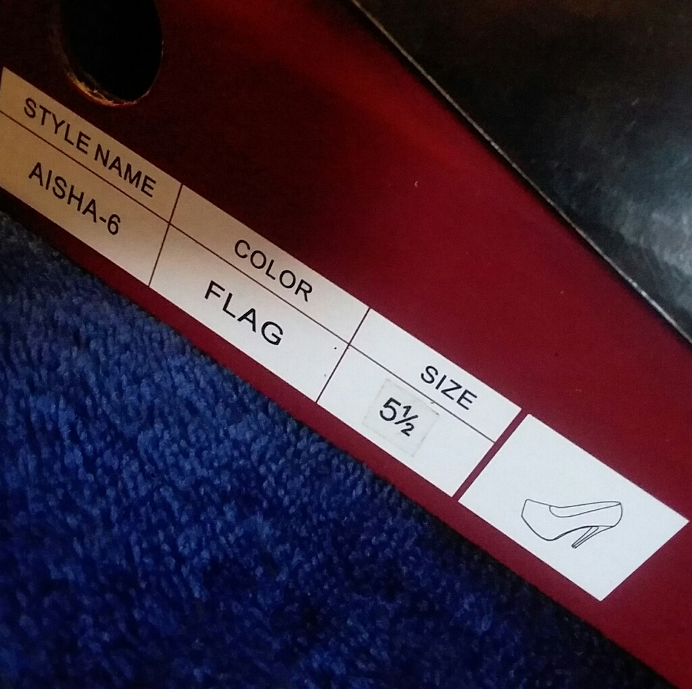 Heels - Picture 4 of 4